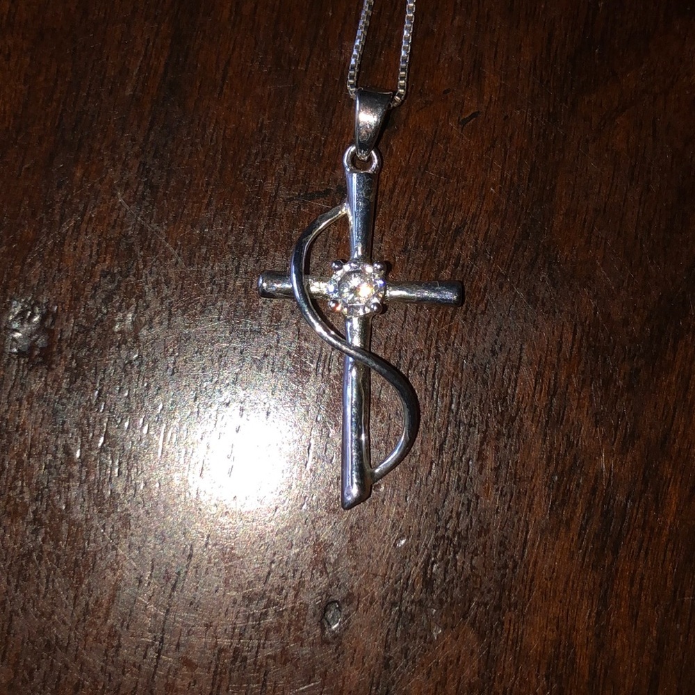 ❤️4/$10 bundle deal sterling silver cross necklace
